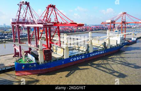 SUQIAN, CHINA - NOVEMBER 23, 2022 - A batch of vehicles are about to be exported to the European market at the Taicang Port terminal in Suzhou, Jiangs Stock Photo