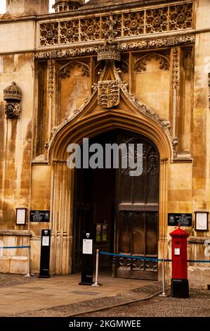 Gothic gate to King's College, Cambridge, England. Stock Photo