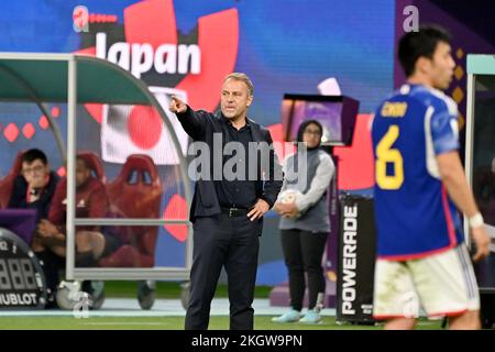 coach/Bundescoach Hans-Dieter 'Hansi ' FLICK (GER) gesture, gesture, Germany (GER) - Japan (JPN) group phase group E on November 23rd, 2022, Khalifa International Stadium. Soccer World Cup 2022 in Qatar from 20.11. - 18.12.2022 Stock Photo