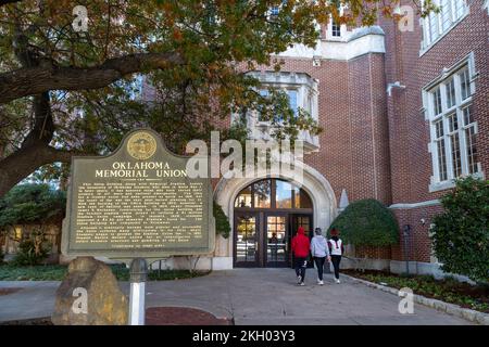 Norman, OK - November 2022: Students walk into the Oklahoma Memorial Union on the University of Oklahoma campus Stock Photo