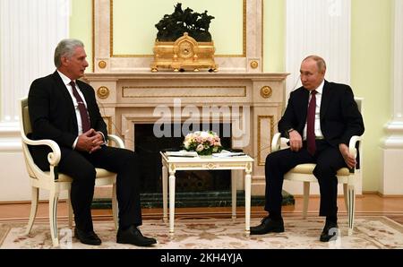 Moscow, Russia. 22nd Nov, 2022. Russian President Vladimir Putin holds a face-to-face bilateral meeting with Cuban President Miguel Diaz-Canel Bermudez at the Kremlin, November 23, 2022 in Moscow, Russia. Credit: Mikhail Klimentyev/Kremlin Pool/Alamy Live News Stock Photo
