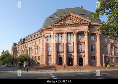 State House Ministry of Economics, Transport and Technology built 1904-1907 in Wiesbaden, Hesse, Germany, Europe Stock Photo