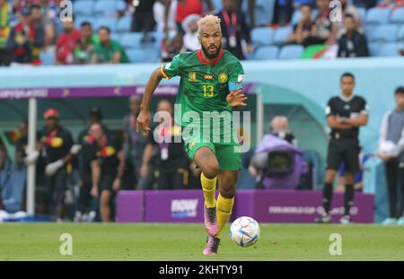 firo : 24.11.2022, Football, Soccer, FIFA WORLD CUP 2022 QATAR, World Cup 2022 Qatar, World Cup 2022 Qatar, Group stage, Group G, Game 13, SUI, Switzerland - Cameroon Eric Maxim CHOUPO-MOTING, Cameroon, individual action Stock Photo