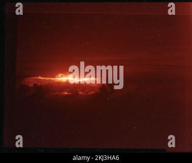 Project 24 - Operation Hardtack (Enewetak/Bikini/Johnnston Island Area) Detonation. ELDER fireball/cloud, aerial view. Photographs of Atmospheric Nuclear Testing at Pacific Island and Nevada Test Sites. Stock Photo