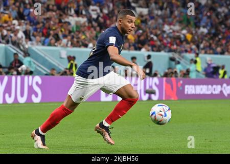 Kylian MBAPPE (FRA), action, single action, single image, cut out, full body shot, full figure Game 5, Group D France (FRA) - Australia (AUS) 4-1, on November 22nd, 2022, Al Janoub Stadium. Soccer World Cup 20122 in Qatar from 20.11. - 18.12.2022 ? Stock Photo