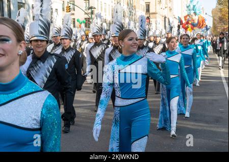 New York, USA. 24th Nov, 2022. NEW YORK, NEW YORK - NOVEMBER 24: Vandegrift High School Marching Band from Austin, TX perform at the 96th Annual Macy's Thanksgiving Day Parade on November 24, 2022 in New York City. Credit: Ron Adar/Alamy Live News Stock Photo