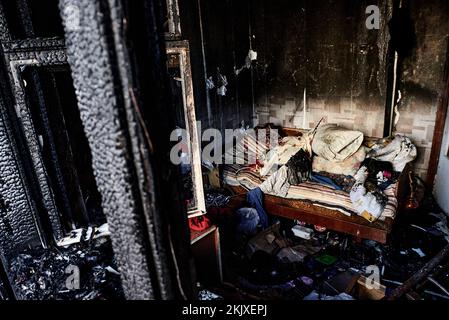 Antonin Burat / Le Pictorium -  War in Ukraine: David stands up to Goliath -  21/3/2022  -  Ukraine / Kyiv  -  An apartment destroyed and burned durin Stock Photo
