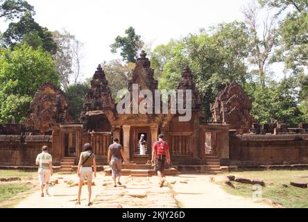 Entrance to inner gallery and towers, Banteay Srei, Angkor, Siem Reap, Cambodia Stock Photo