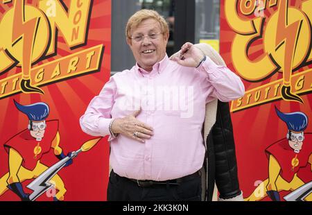 Stuttgart, Germany. 25th Nov, 2022. Actor Zachi Noy, who gained notoriety for his role as Johnny in the Popsicle movie series, attends a photo shoot for Comic Con Stuttgart. Credit: Marijan Murat/dpa/Alamy Live News Stock Photo