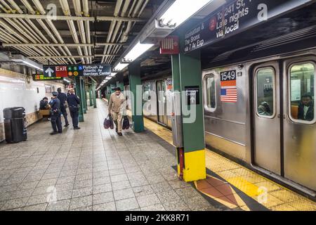 New York, USA - October 20, 2015: people wait at the Metro station Barclays station in Brooklyn for the arriving and departing Metro. Stock Photo