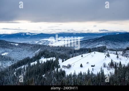Carpathian, Romania, 2021-12-29. Beautiful romanian landascape under the snow. Stock Photo