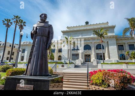 Ventura, USA - April 24, 2019: Ventura City Hall building with Father Junipero Serra statue in front, USA. Stock Photo