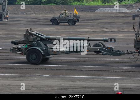 Shizuoka Prefecture, Japan - July 10, 2011: Japan Ground Self-Defense Force FH-70 155mm towed howitzer. Stock Photo