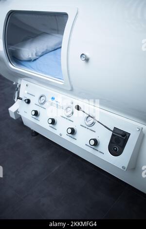 HBOT hyperbaric oxygen therapy chamber tank in hopsital medical center ...