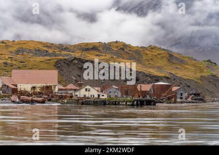 Leith Harbour - old, abandoned and largest of all seven whaling stations on South Georgia - whaling base in Leith Harbour South Georgia Stock Photo