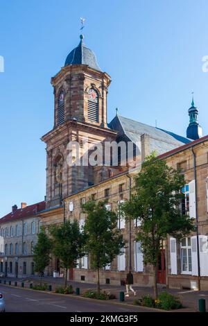 Saint-Avold (Sankt Avold, Sänt Avuur): Saint-Nabor abbey church in Lorraine (Lothringen), Moselle (Mosel), France Stock Photo