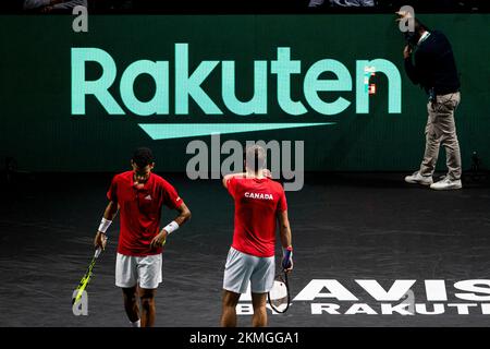 Malaga, Spain. 26th Nov 2022. Problems with advertising during the match of doubles Matteo Berrettini/Fabio Fognini of Italy versus Vasek Pospisil/Felix Auger-Aliassime of Canada Credit: saolab/Alamy Live News Stock Photo