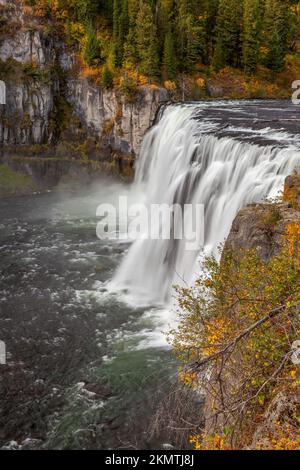 Upper Mesa Falls in autumn, Caribou-Targhee National Forest near Ashton, Idaho Stock Photo