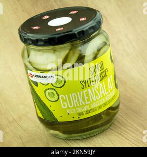 Hamburg, Germany - November 27  2022: Samso Sylttefabrik Gurkensalat Gurken in Scheiben im Glas       -  Samso Syltefabrik Cucumber Salad Cucumbers in Stock Photo
