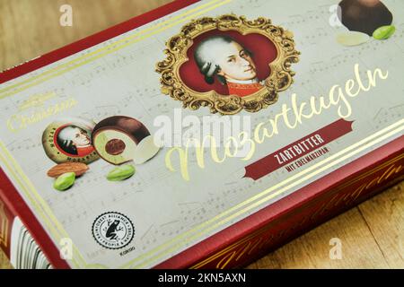 Hamburg, Germany - November 27  2022: 1 Packung Mozartkugeln von Chateau   - 1 pack of Chateau Mozart balls Stock Photo