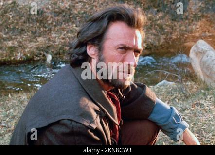 CLINT EASTWOOD in THE OUTLAW JOSEY WALES (1976), directed by CLINT EASTWOOD. Credit: WARNER BROTHERS / Album Stock Photo