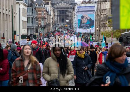 Illustration picture shows National demonstration against violence against women organized by the Mirabal platform, in Brussel, Sunday 27 November 2022. BELGA PHOTO NICOLAS MAETERLINCK Stock Photo