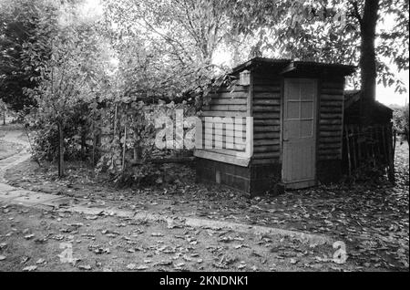 Chicken hutch, Medstead, Hampshire, England, United Kingdom. Stock Photo