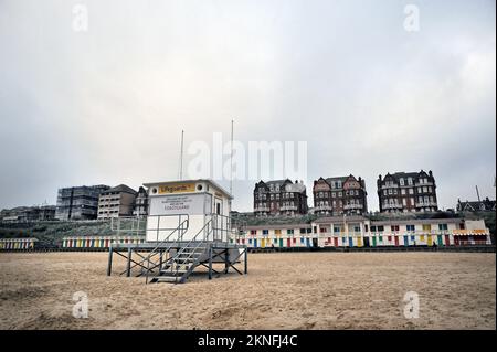 lifeguard station on south beach lowestoft suffolk uk in winter Stock Photo