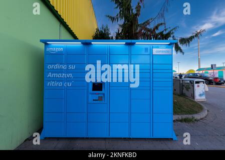 Cuneo, Italy - November 18, 2022: Amazon Hub Locker, where customers can pick up their order, in italiano centro commerciale shopping Grande Cuneo Stock Photo