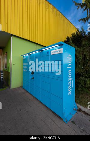 Cuneo, Italy - November 18, 2022: Amazon Hub Locker, where customers can pick up their order, in italiano centro commerciale shopping Grande Cuneo, ve Stock Photo