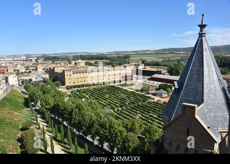 Olite, Spain - Aug 31, 2022: Palace of the Kings of Navarre of Olite, Olite, Navarre Stock Photo