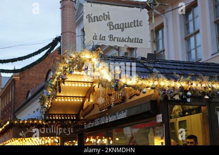 11/27/2022, Potsdam, Germany,  Christmas market Blue lights In the historic city center of Potsdam on the 1st of Advent 2022. Stock Photo