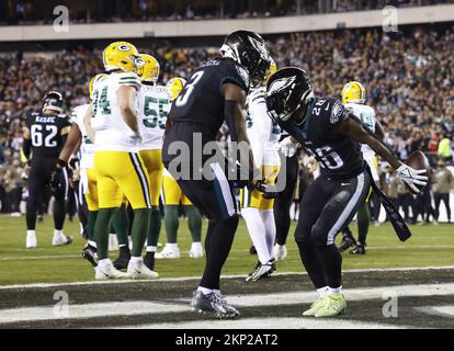 Philadelphia, United States. 27th Nov, 2022. Philadelphia Eagles Miles Sanders celebrates after scoring a touchdown in the first quarter against the Green Bay Packers in week 12 of the NFL season at Lincoln Financial Field in Philadelphia on Sunday, November 27, 2022 Photo by John Angelillo/UPI Credit: UPI/Alamy Live News Stock Photo