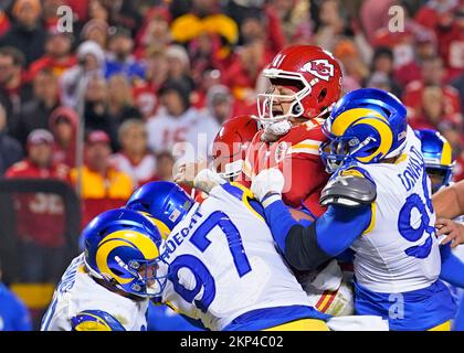 Kansas City Chiefs quarterback Patrick Mahomes stretches prior to an NFL  football game against the Los Angeles Rams Sunday, Nov. 27, 2021, in Kansas  City, Mo. (AP Photo/Ed Zurga Stock Photo - Alamy