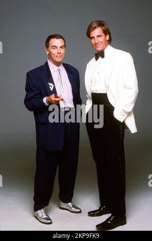 DEAN STOCKWELL and SCOTT BAKULA in QUANTUM LEAP (1989), directed by DONALD P. BELLISARIO and MICHAEL ZINBERG. Credit: UNIVERSAL TELEVISION / Album Stock Photo