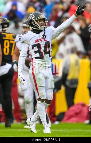 Cincinnati Bengals wide receiver Ja'Marr Chase, right, makes a catch  against Atlanta Falcons cornerback Darren Hall during an NFL football game,  Sunday, Oct. 23, 2022, in Cincinnati. The Bengals won 35-17. (AP