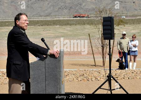 Las Vegas, Nevada, USA. 27th Mar, 2010. National Rifle Association CEO Wayne LaPierre speaks at the grand opening ceremonies at the Clark County Shooting Park March 27, 2010, in Las Vegas, Nevada. (Credit Image: © David Becker/ZUMA Press Wire) Stock Photo