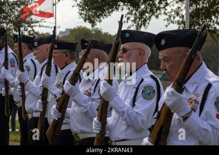 Fort Sam Houston Memorial Services Detachment prepare to deliver three volleys of rifle fire at a Veteran’s Day ceremony held at the Fort Sam Houston National cemetery in San Antonio, Texas, Nov. 11, 2022. Veterans Day is a federal holiday and is observed to honor military veterans and active-duty service members of the United States Armed Forces. Stock Photo