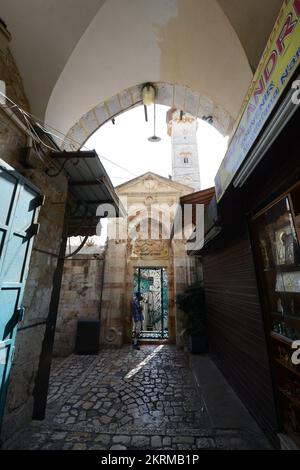 Omea Mosque The Omar mosque is a Islamic site from the 12th century, with a 15m ...