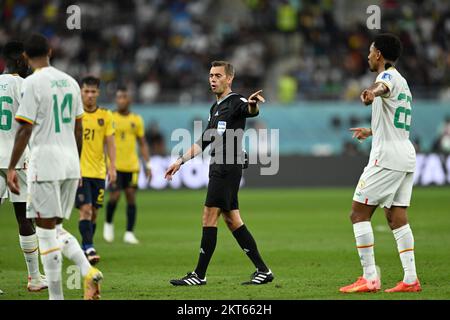 Doha, Catar. 29th Nov, 2022. Judge Clement Turpin of France during a match between Ecuador and Senegal, valid for the group stage of the World Cup, held at Khalifa International Stadium in Doha, Qatar. Credit: Richard Callis/FotoArena/Alamy Live News Stock Photo