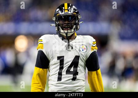 PITTSBURGH, PA - NOVEMBER 13: Pittsburgh Steelers wide receiver George  Pickens (14) runs with the ball during the national football league game  between the New Orleans Saints and the Pittsburgh Steelers on