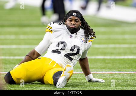 Indianapolis, Indiana, USA. 28th Nov, 2022. Pittsburgh Steelers running back Najee Harris (22) during pregame of NFL game against the Indianapolis Colts in Indianapolis, Indiana. John Mersits/CSM/Alamy Live News Stock Photo