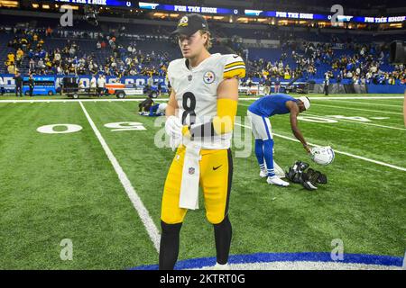 Indianapolis, Indiana, USA. 29th Nov, 2022. November 28th, 2022 Pittsburgh Steelers quarterback Kenny Pickett (8) walks off the field after Pittsburgh Steelers vs Indianapolis Colts in Indianapolis, IN. Jake Mysliwczyk/BMR (Credit Image: © Jake Mysliwczyk/BMR via ZUMA Press Wire) Stock Photo