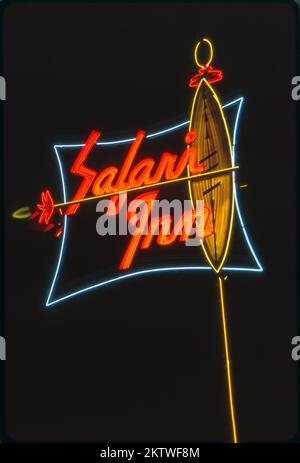 Colorful roadside neon sign for the Safari Inn motel in Burbank, California Stock Photo