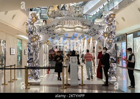 Kuala Lumpur,Malaysia - November 30,2022 : Beautiful Dior Christmas decoration in The Gardens Mall. People can seen exploring and shopping around it. Stock Photo