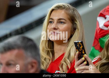 Al Rayyan, Qatar. 29th Nov, 2022. The Welsh fan during the FIFA World Cup Qatar 2022 Group B match between Wales and England at Ahmad Bin Ali Stadium in Al Rayyan, Qatar on November 29, 2022 (Photo by Andrew Surma/ Credit: Sipa USA/Alamy Live News Stock Photo