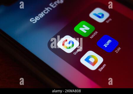 Vancouver, CANADA - Nov 7 2022 : South Korea’s popular internet search engine and web portal icons (Google, Naver, Bing, Daum and Zum) on an iPhone. Stock Photo