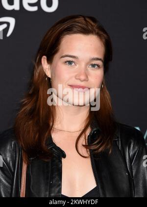 Los Angeles, US, 29/11/2022, Sarah Catherine Hook arriving at