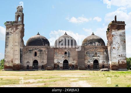 Alif Khan Masjid, Front view, build in 1325 AD, a brick structure, with 3 domes, each of 100 square feet with echo effect, constructed by Alif Khan Bh Stock Photo