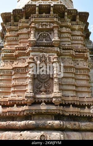 Shaher ki Masjid, Mosque minaret close up, stone cavings details, built by Sultan Mahmud Begada 15th - 16th century. A UNESCO World Heritage Site, Guj Stock Photo